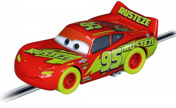 Carrera GO/GO+ 64220 Villám McQueen - Glow Racer