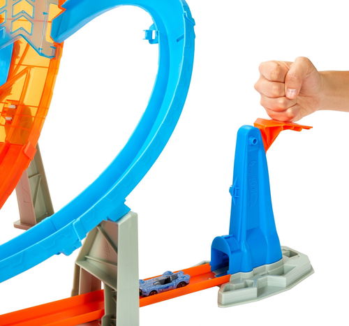 Hot Wheels Massive Loop Mayhem Track Set & 1:64 Scale Toy Car with