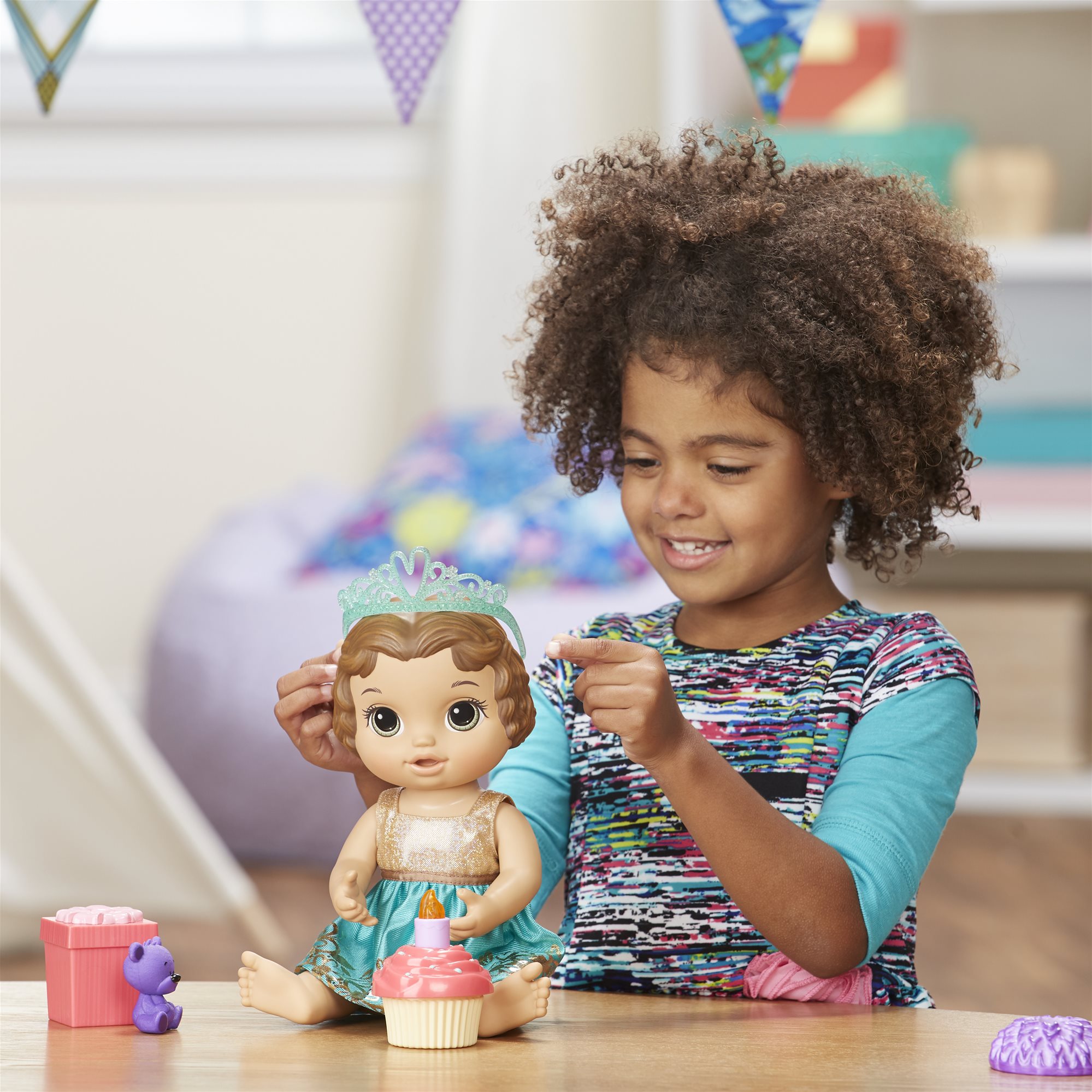 Baby alive best sale com cupcake