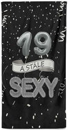IMPAR Osuška Stále sexy – černá - 19 let - Bath Towel