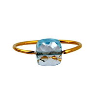 Manhattan - Ring With Rhinestone With Twist Color: Blue, Size: 58 - Ring