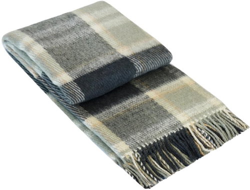 Knitted blanket Zealandia from Merino wool grey cube - 140 x 200 cm - Blanket - Main image