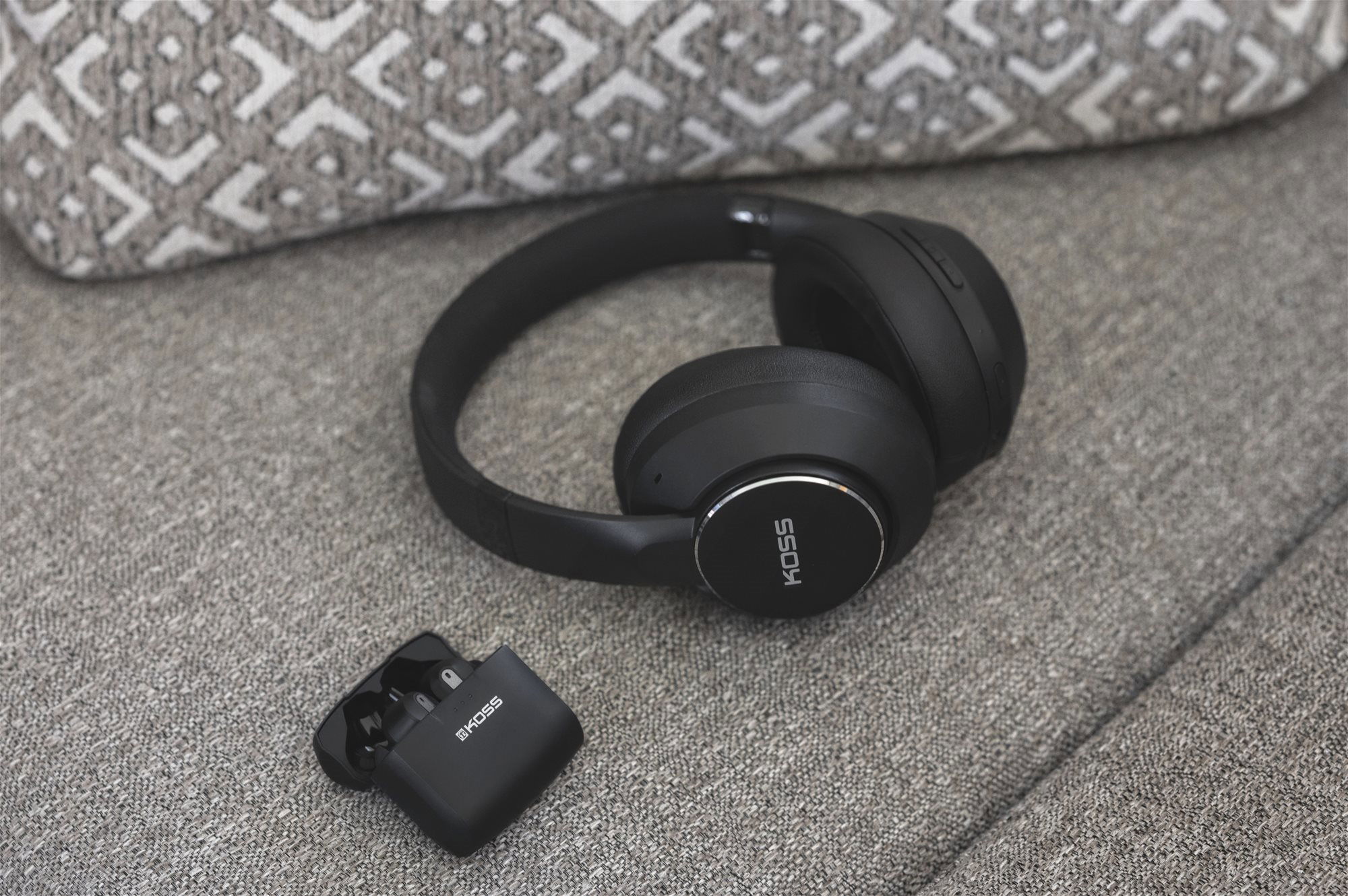 KOSS TWS 150i Black Wireless Headphones alza.hu