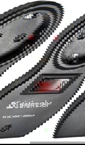  Defender Voyage 100  - Surge Protector  - Main image