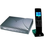 Sada VoIP brány Microcom IP 3051 s protokolem SIP 2.0+ bezdrátový telefon DC 4510 - -