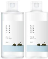ROUND LAB 1025 Dokdo Toner 200 ml + Dokdo Lotion 200 ml - Cosmetic Gift Set