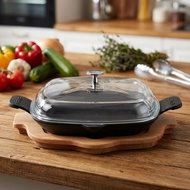 LAVA Metal Cast iron pan with lid and cutting board 26 × 26 cm - Pan