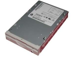 IOMEGA ZIP 100MB ATAPI INTERNÍ - - - Hauptbild