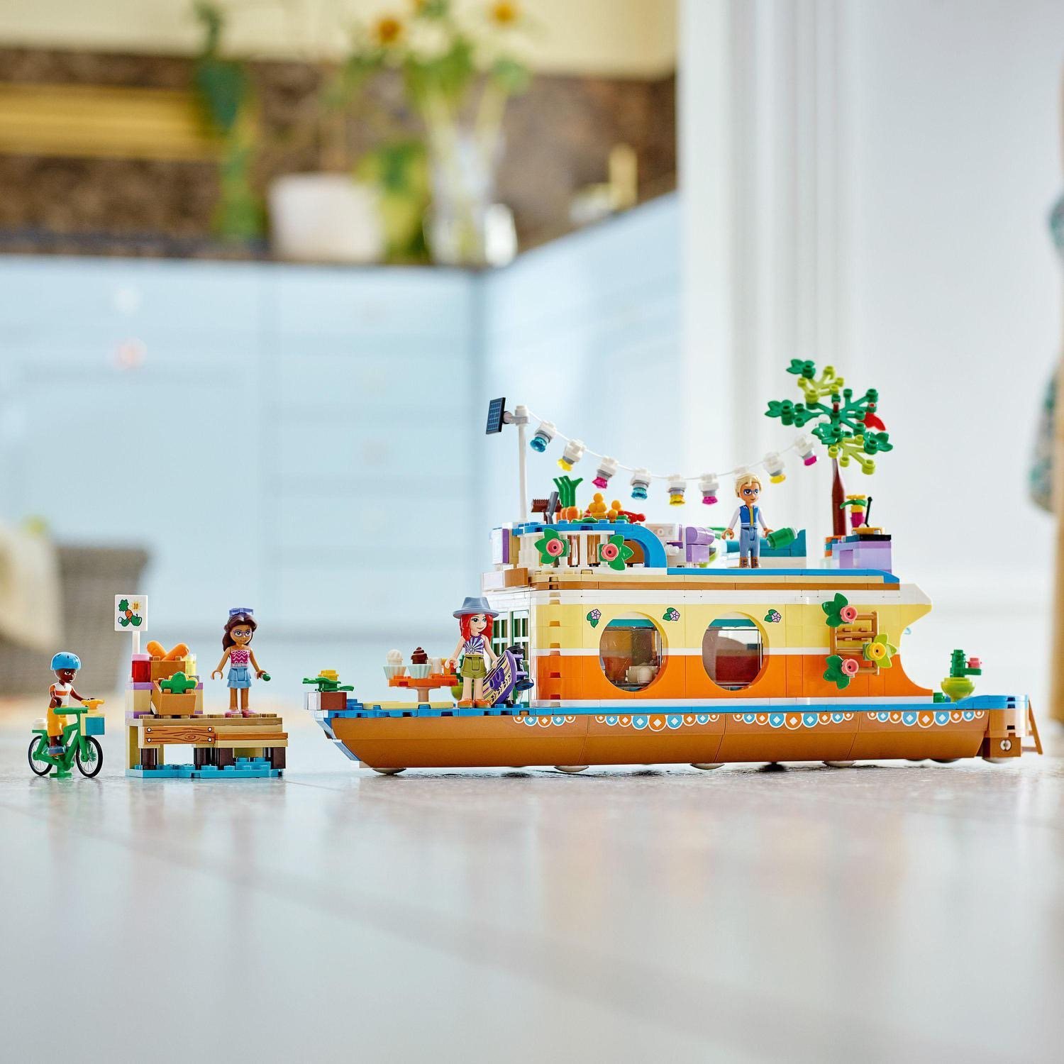 Lego discount houseboat set