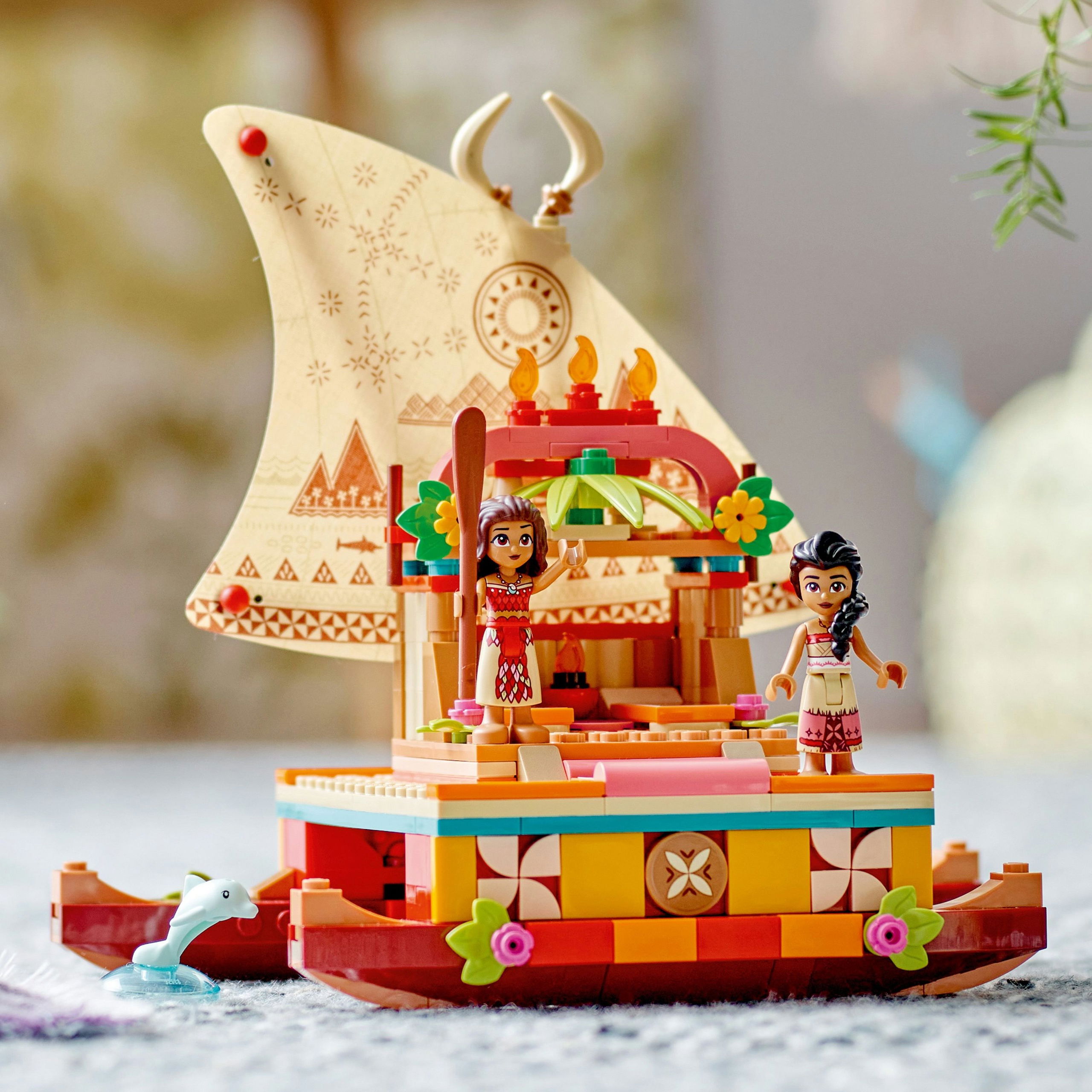 LEGO Disney Princess 43210 Moana s Wayfinding Boat LEGO Set alza.sk