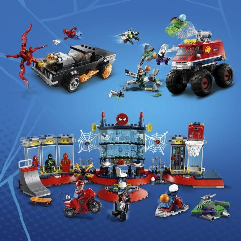 Lego spider man attack online on the spider lair