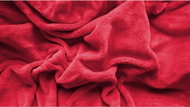 TEXTILOMANIE Microfleece sheet 180 × 200 cm red - Bedsheet