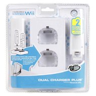 MAD CATZ Wii Dual Charger Plus - Nabíjacia stanica
