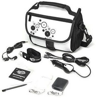 Mad Catz Nintendo DSi/DSL Travel Pak Plus - Carryall - Main image