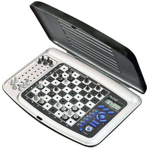 Saitek Expert Travel Chess - Chess Computer - Main image