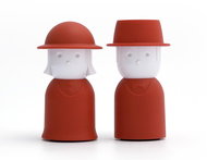 QUALY Salt and Pepper Shakers Mr. Pepper & Mrs. Salt, Red - Condiments Tray