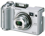 FUJIFILM FinePix E510, CCD 5 Mpx, 3,2x zoom, 2" LCD, 2x AA, xD - Digital Camera