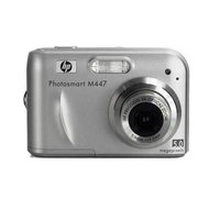 HP PhotoSmart M447 stříbrný (silver), CCD 5,25 Mpx, 3x zoom, 2.5" LCD, 2x AA, SD/ MMC - Digital Camera
