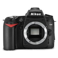 Nikon D90 - Digitálna zrkadlovka