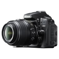 Nikon D90 + 18-55 mm Lens AF-S VR - Digitale Spiegelreflexkamera