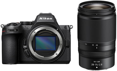 Nikon Z 5II + 28-75mm f/2,8 - Digitalkamera - Hauptbild