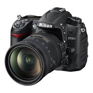 NIKON D7000 černý + Objektiv 18-200 VR AF-S DX - DSLR Camera