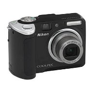 NIKON COOLPIX P50 černý (black), CCD 8.1 Mpx, 3,6x zoom, 2xAA, 2.4" LCD, SD/ SDHC - Digitálny fotoaparát