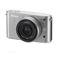 Nikon 1 J1 + Objektiv 10mm F2.8 silver - Digital Camera