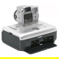 Kodak EasyShare Z740 Zoom, CCD 5 Mpx, 10x zoom, 1,8" LCD, 2x AA, SD/ MMC + Easyshare Printer Dock s  - -
