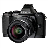 Olympus E-M5 Power Kit + objektiv 12-50mm black/ black - Digital Camera