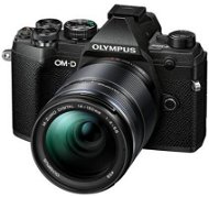 Olympus OM-D E-M5 Mark III + ED 14-150 mm f/4,0-5,6 II EZ fekete - Digitális fényképezőgép