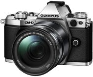 Olympus OM-D E-M5 Mark III + 14-150mm II Silber - Digitalkamera