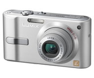 Panasonic LUMIX DMC-FX10EG-S střírný (silver), CCD 6 Mpx, 3x zoom, 2.5" LCD, Li-Ion, SD/ MMC, stabil - Digital Camera