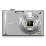 Panasonic LUMIX DMC-FX55E-S stříbrný (silver), CCD 8.1 Mpx, 3,6x zoom, 3" LCD, Li-Ion, SD/ MMC, face - Digital Camera