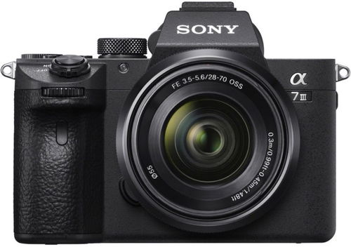 Sony Alpha A7 III + FE 28–70 mm F3,5–5,6 OSS - Digitální fotoaparát - Hlavní obrázek
