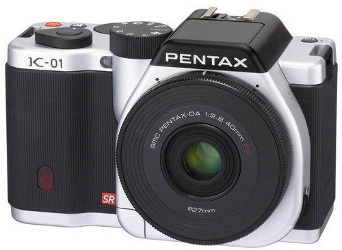 PENTAX K-01 + DAL 18-55mm black/ silver - Digitální fotoaparát - Hlavný obrázok