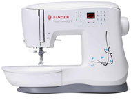 Singer Featherweight C240 - Sewing Machine
