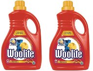 WOOLITE Extra Color 2 × 2l (66 loads) - Toiletry Set