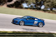 Jízda v Audi R8 V10 Plus na okruhu (polygonu) v Hradci Králové - Voucher: