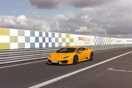 5 kol za volantem Lamborghini Huracan na skutečném závodním okruhu Most nebo Brno - Voucher: