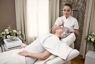 Kosmetické ošetření pleti PROFI CARE 60 min v luxusním salonu v centru Prahy - Voucher: