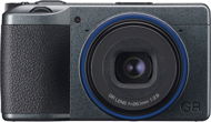 RICOH GR IIIx Urban Edition + GC 11 - Digital Camera