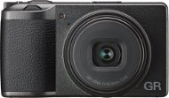 RICOH GR III fekete - Digitális fényképezőgép