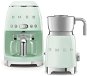 SMEG 50's Retro Style Překapávač 1,4l 10 cup pastelově zelený + Šlehač mléka 0,6l pastelově zelený - Set