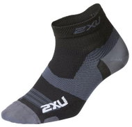 2XU VECTR ULTRALIGHT1/4 CREW SOCK black/grey, size 46,5 - 48,5 - Socks