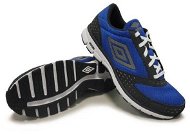 Umbro Runner royalblau / schwarz Größe 8 - Schuhe
