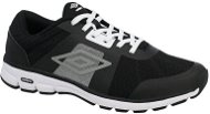 Umbro Runner Royal 2 black veľkosť 8 - Bežecké topánky