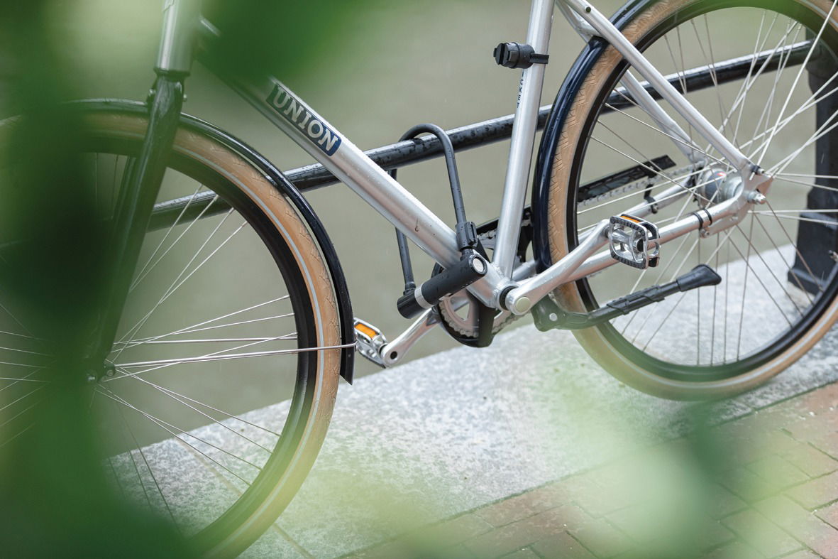 AXA Newton U Lock 300 Bike Lock alza.sk