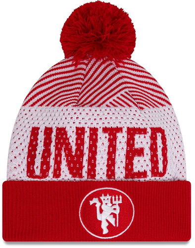 New Era cap MANCHESTER UNITED Engineered Cuff red - Winter Hat - Main image