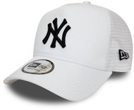 New Era Men’s New York Yankees MLB 940 Trucker Essential Cap - Baseball Cap